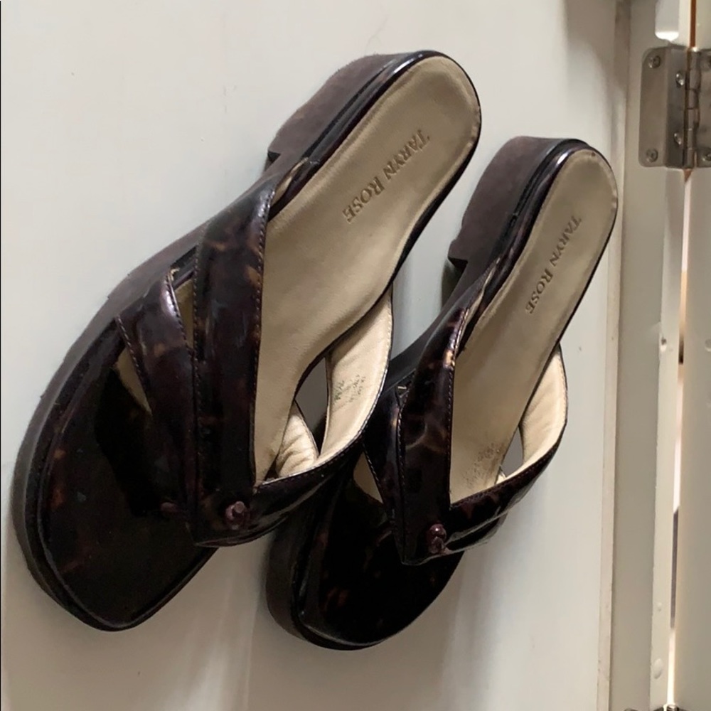 Taryn Rose Slides